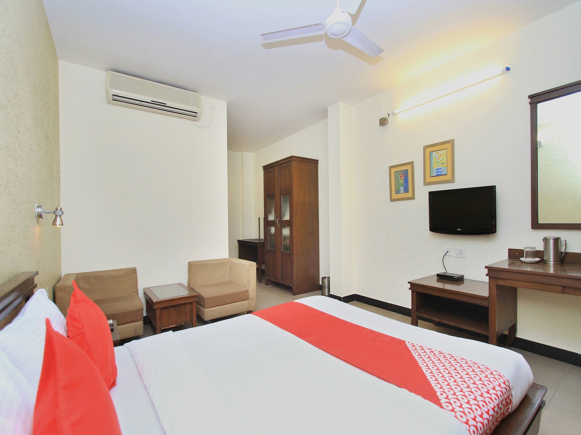 Oyo 345 Hotel Red Mount Aquilla Bangalore Eksteriør billede
