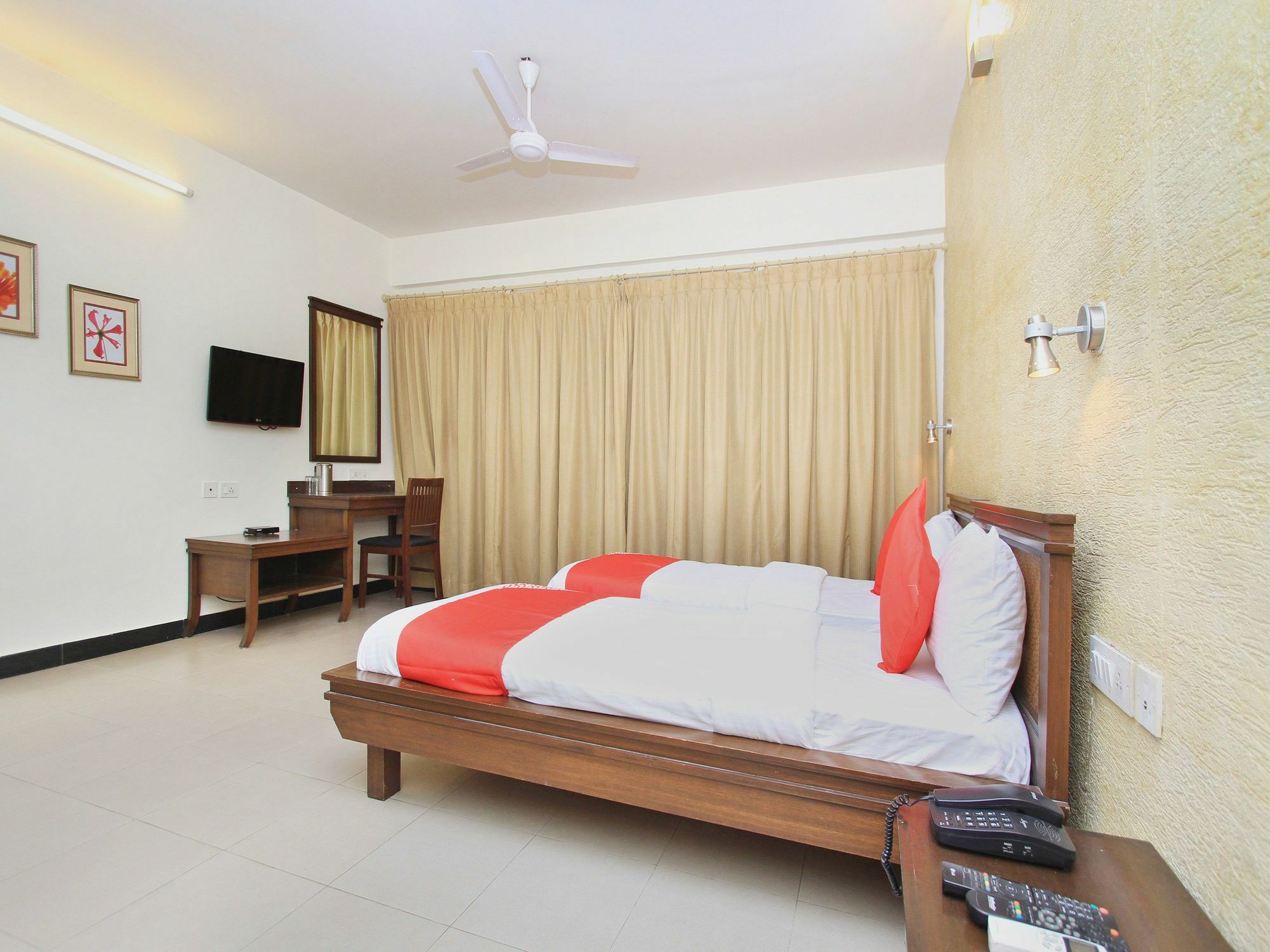 Oyo 345 Hotel Red Mount Aquilla Bangalore Eksteriør billede