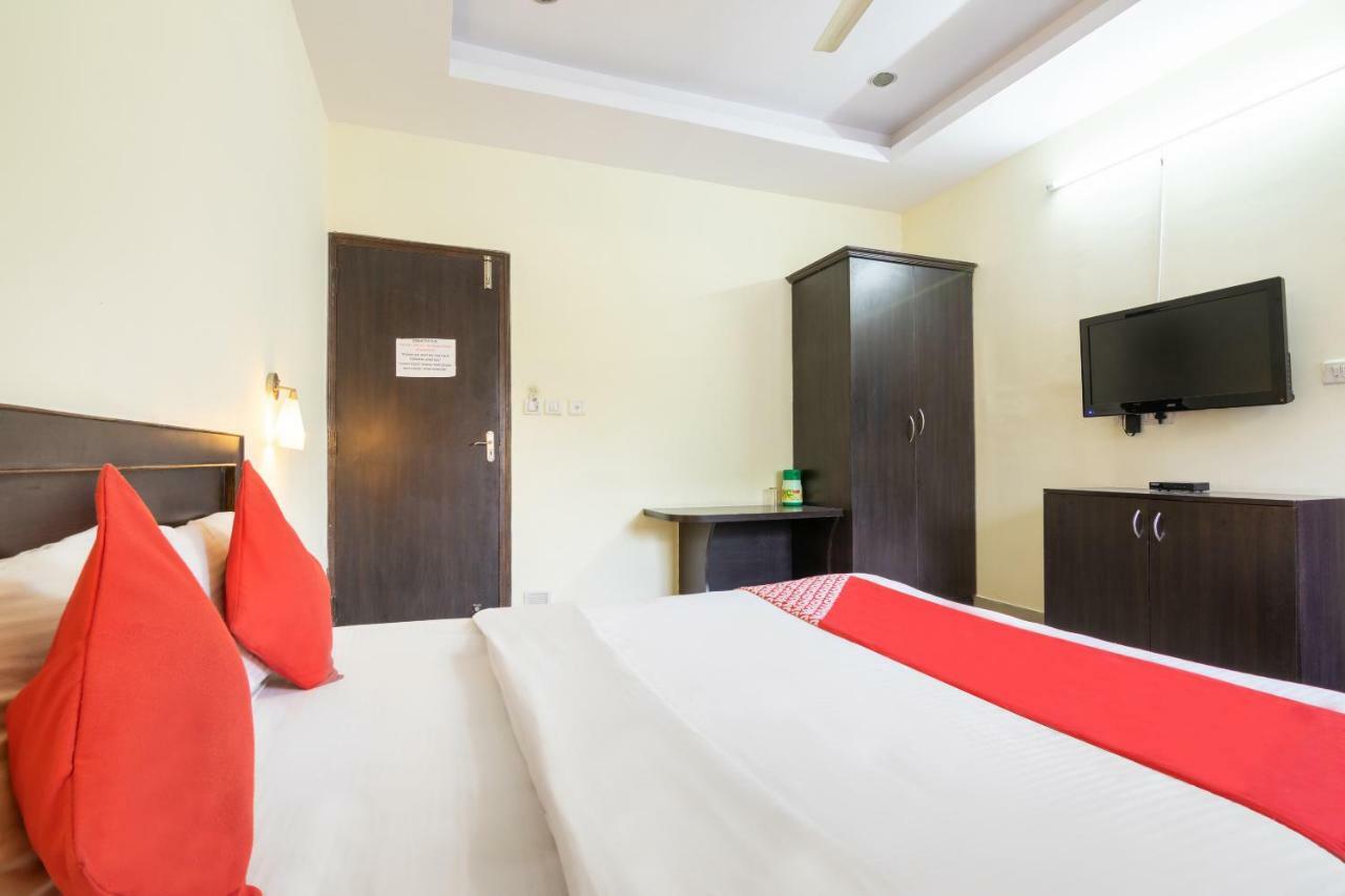 Oyo 345 Hotel Red Mount Aquilla Bangalore Eksteriør billede