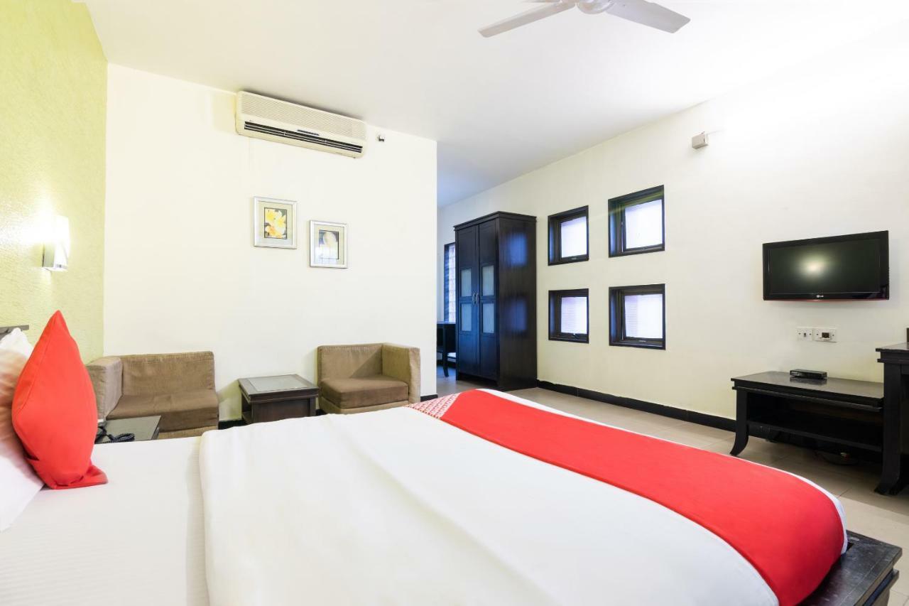 Oyo 345 Hotel Red Mount Aquilla Bangalore Eksteriør billede